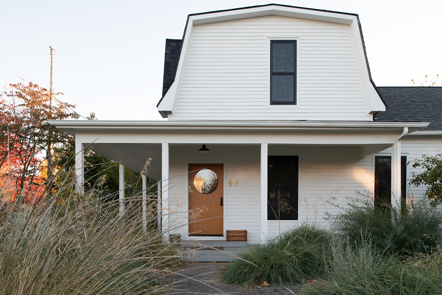 Schoolhouse 101: Outdoor Lighting Guide