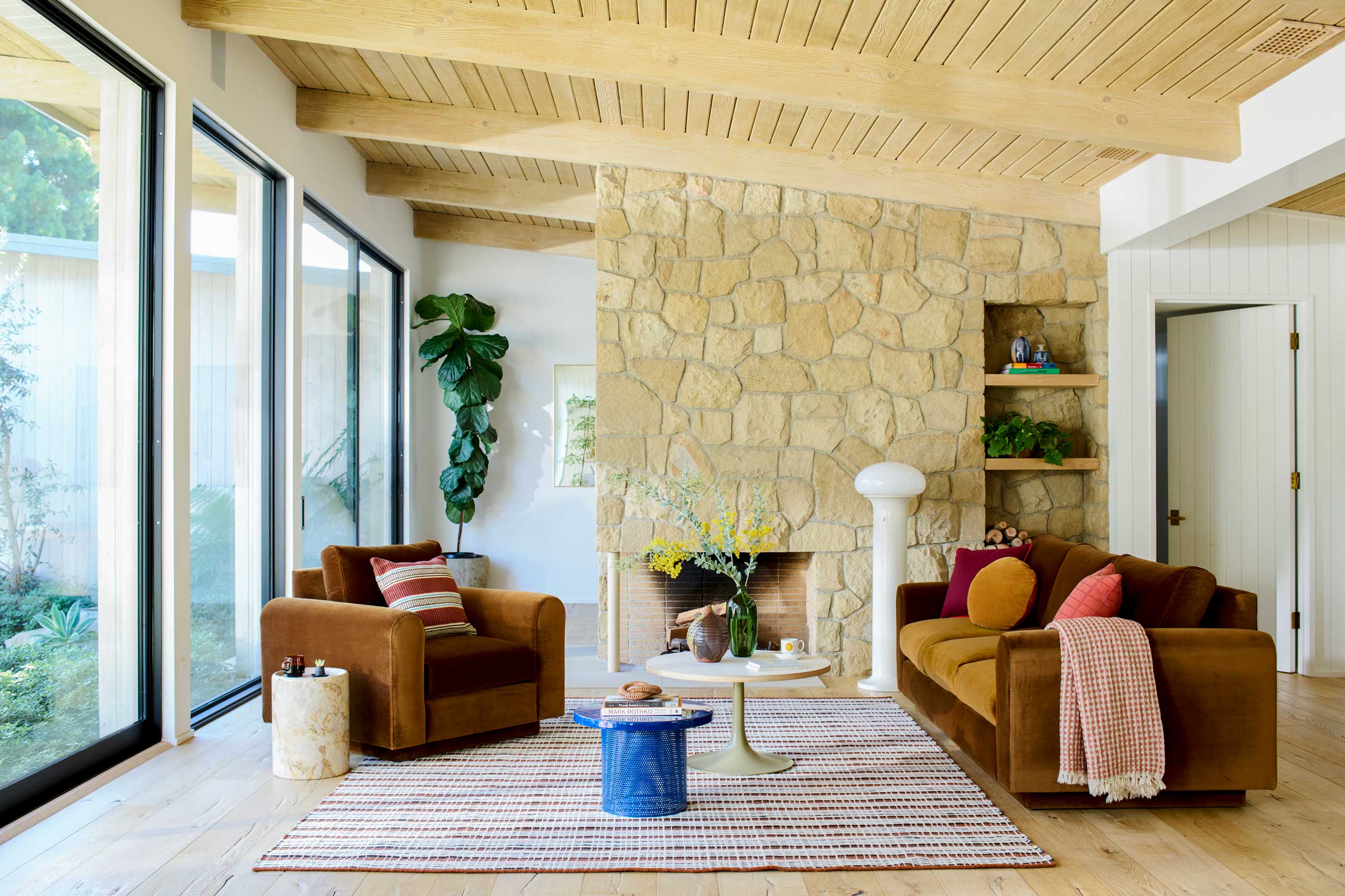 California Casual Living Room