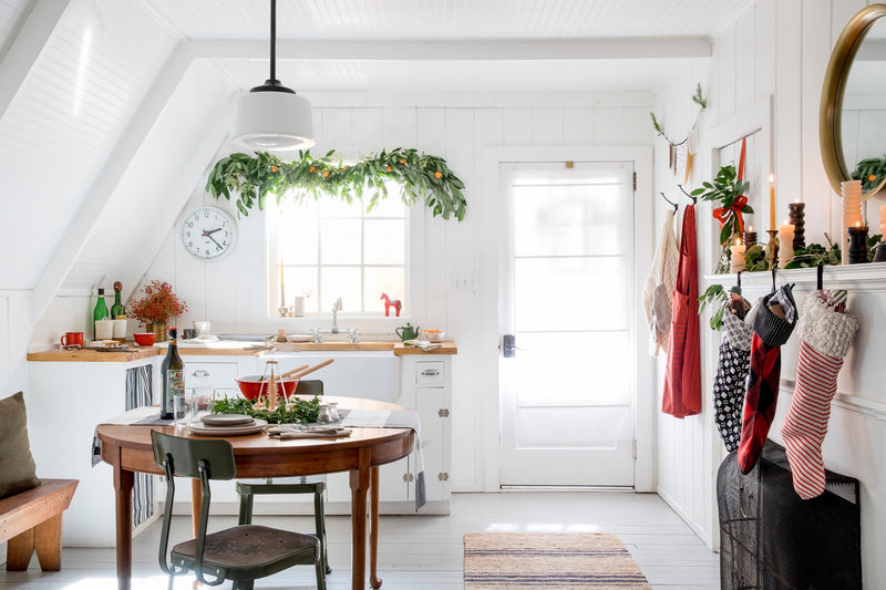 Scandinavian holiday decor for the holidays.