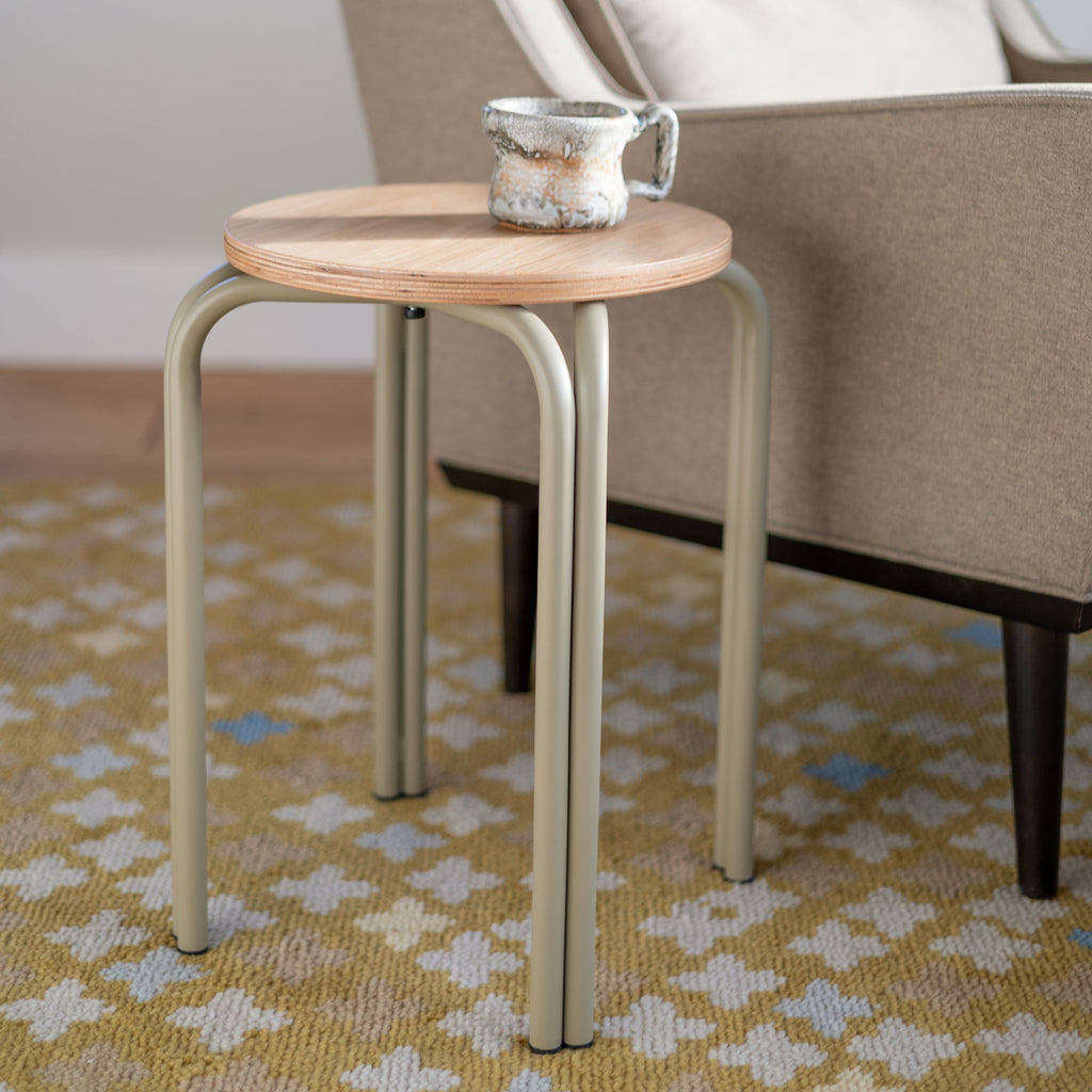 Forma Stool