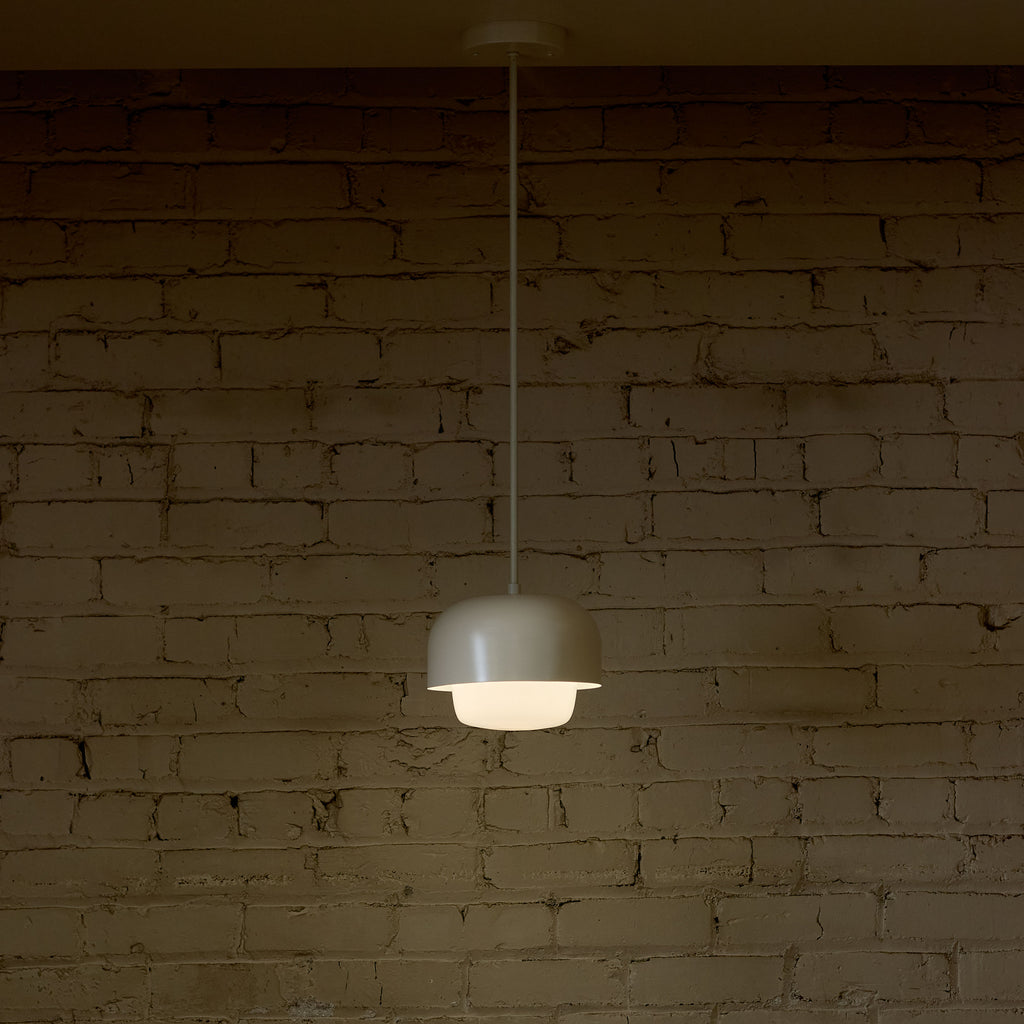 Ray 8" Pendant