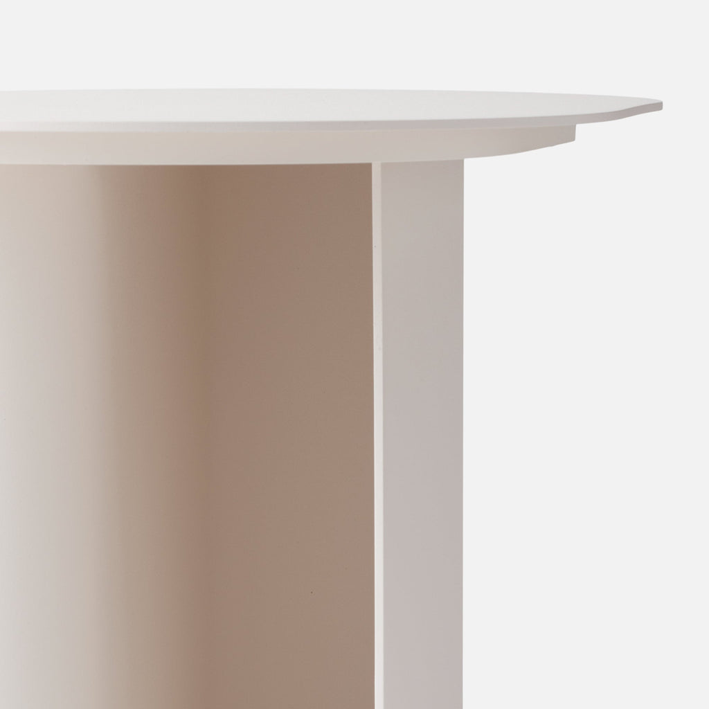ester coffee table::hover