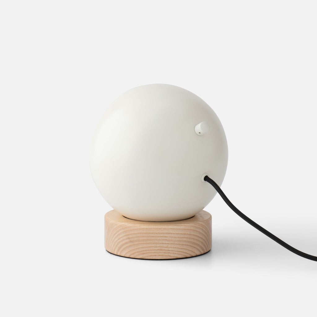 Iris 2.0 Table Lamp