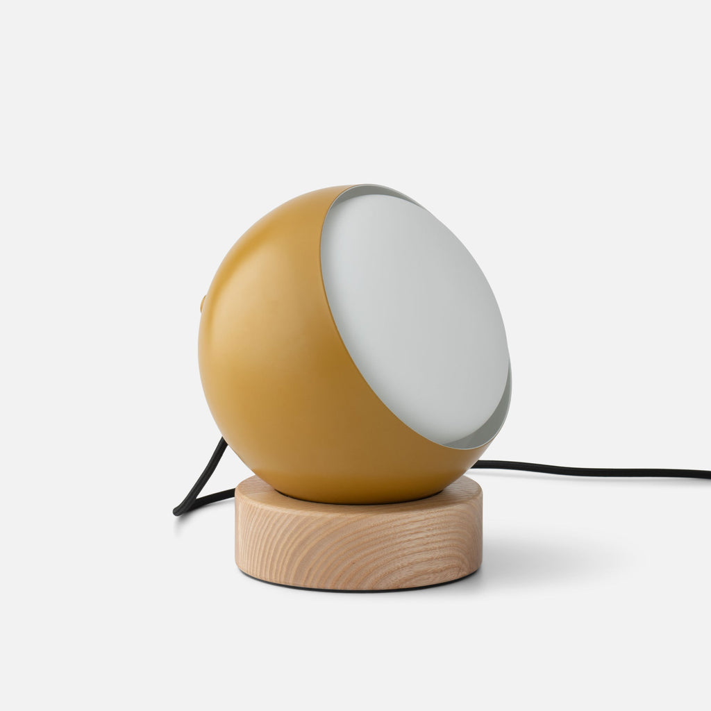 Iris 2.0 Table Lamp