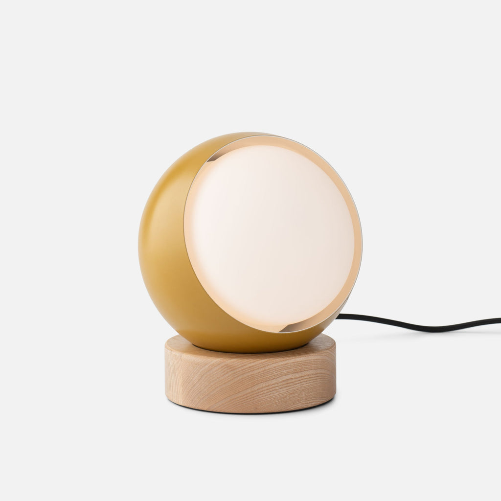Iris 2.0 Table Lamp