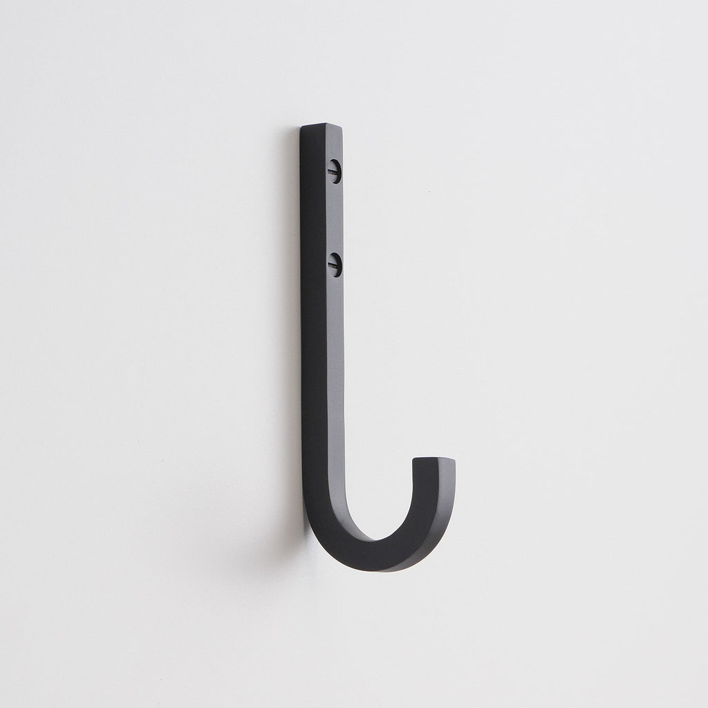 J Hook::true black::main
