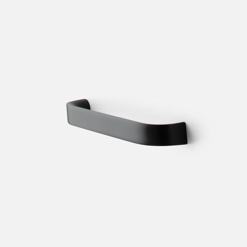 Cascade Pull::True Black::Main