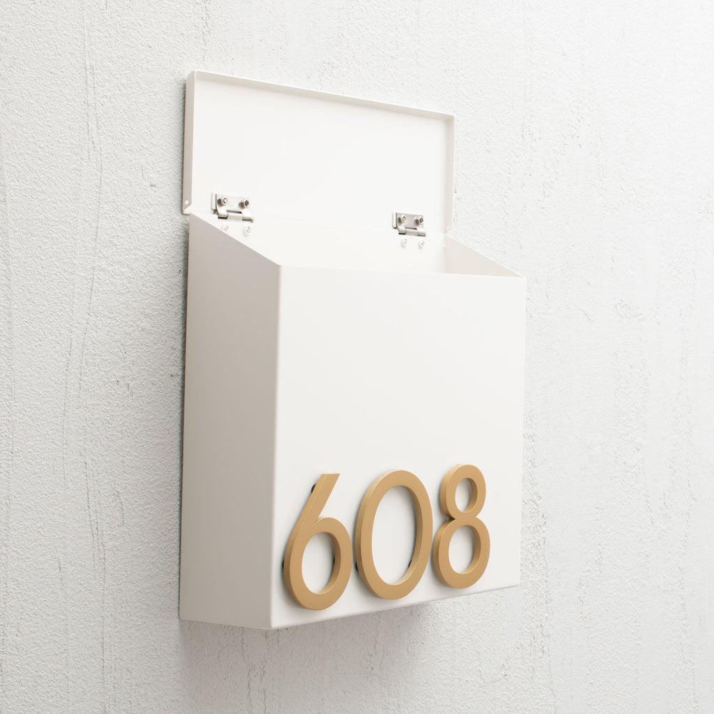 Classic Mailbox::White::Hover