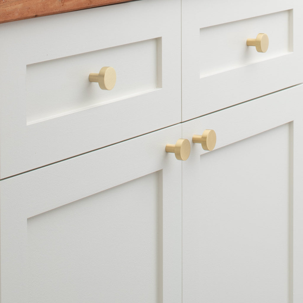 Edgecliff Knob::True Black::Hover