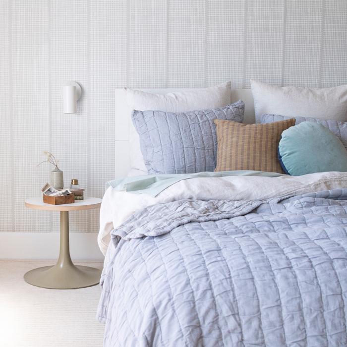 Eduard Sconce::shell white::hover