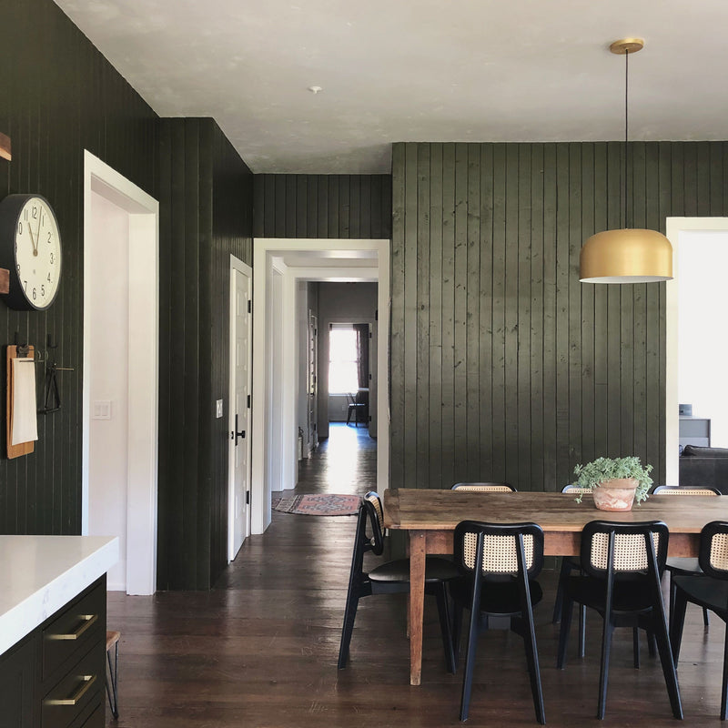 dining room with a table and chairs