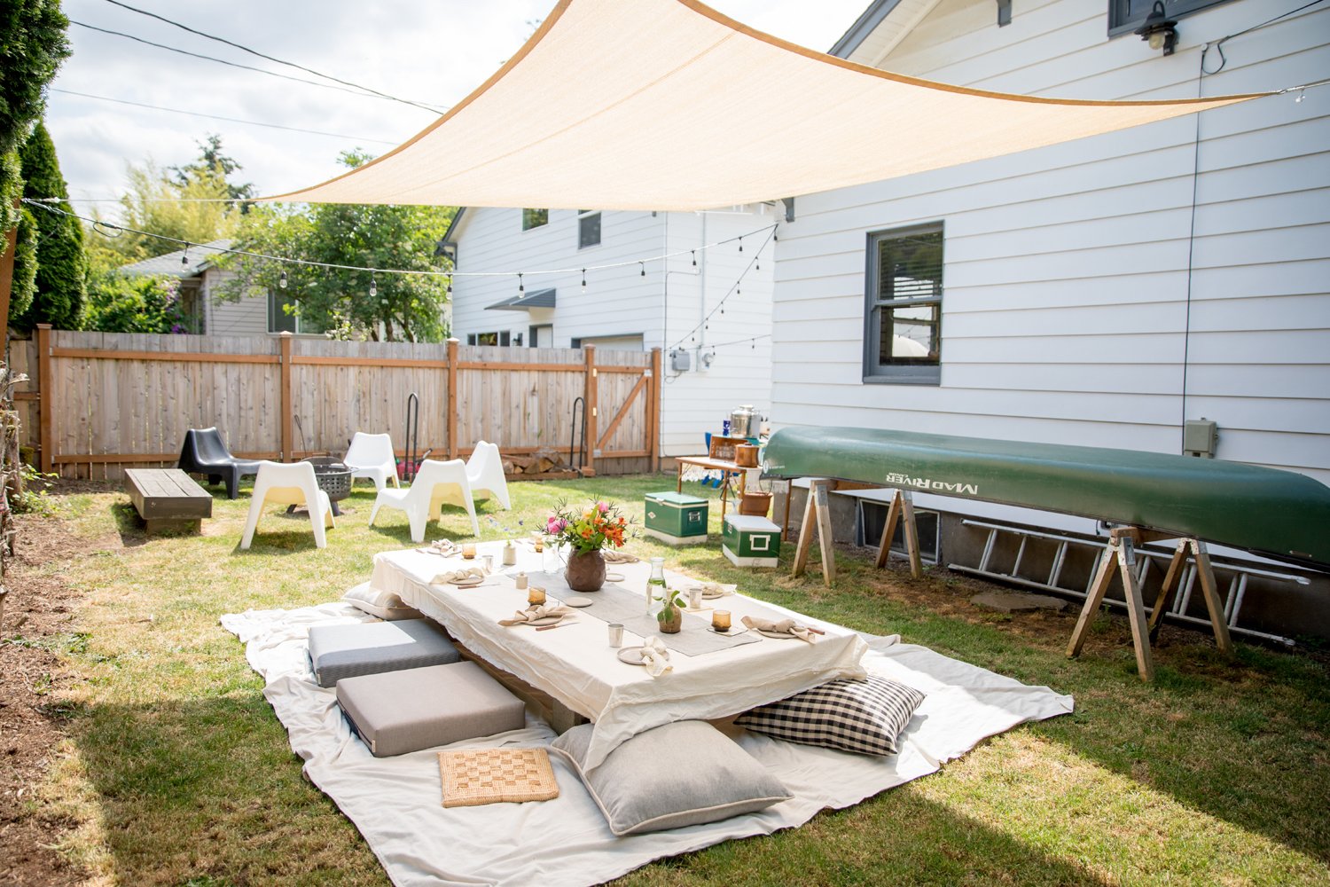 Easy & Inventive Tips for Outdoor Hosting