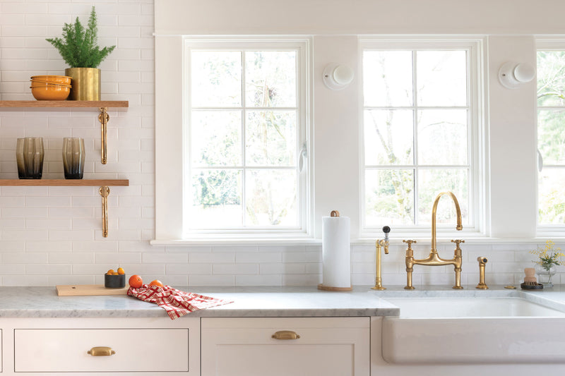 No Fail Combos: Perfect Lighting + Hardware Pairs for the Kitchen