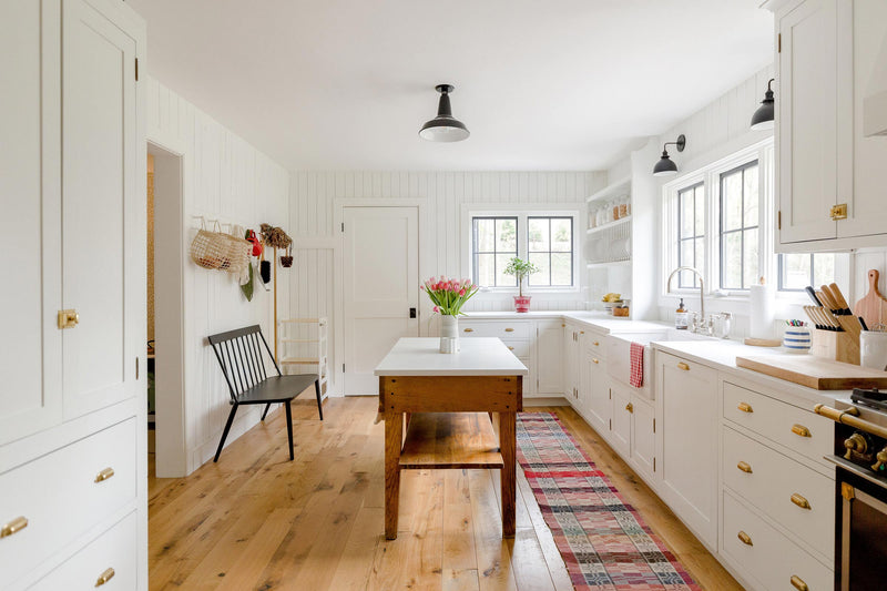 Step Inside: Jenna & Brandon's Serene 1968 Saltbox-Style Home