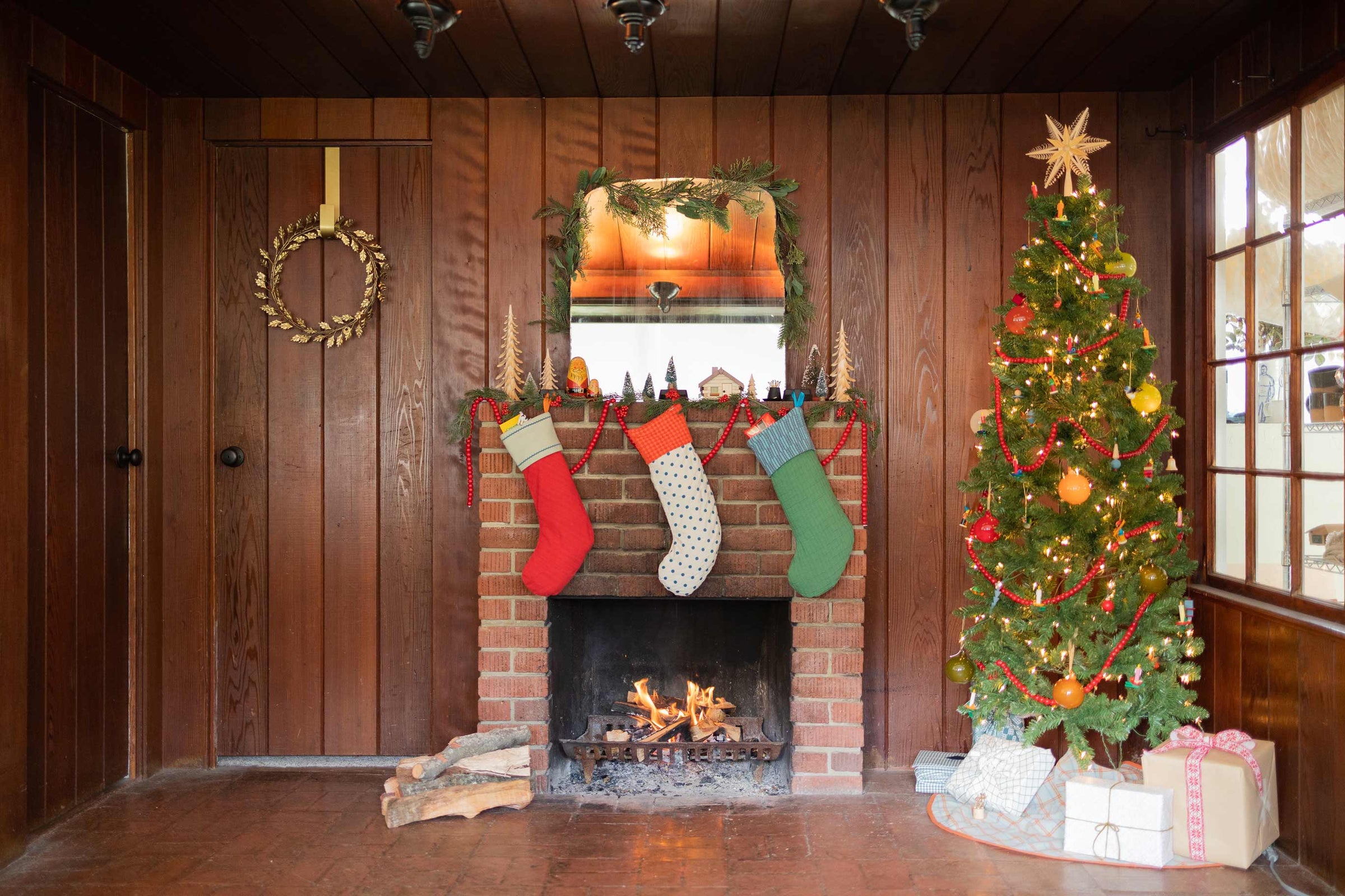Holiday How-To: Stocking Styling Without A Mantel
