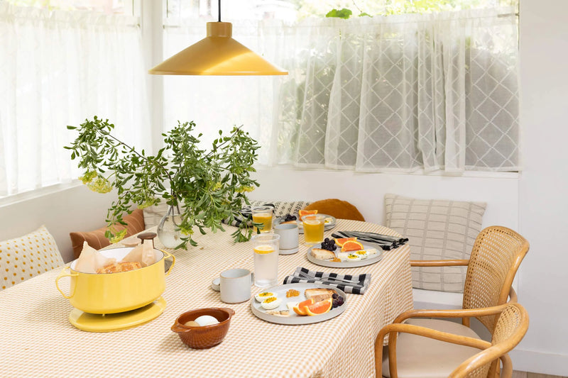 spring table ideas for hosting