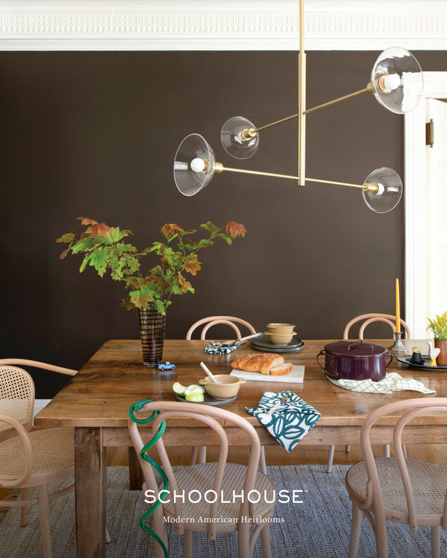 Dining table with Gillespe Chandelier