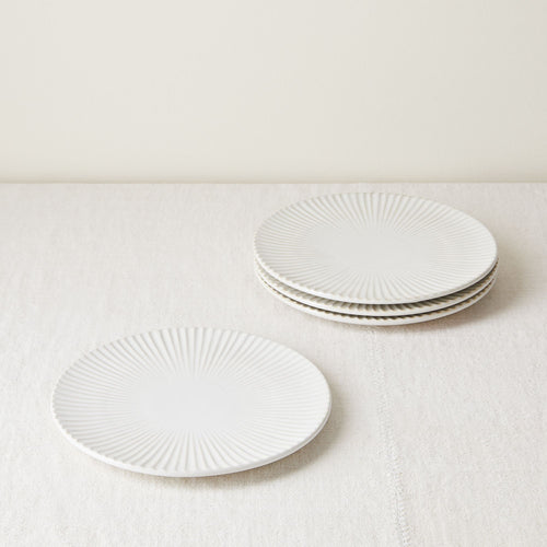 Five Two Stoneware Fluted Dinnerware, Set of 4
