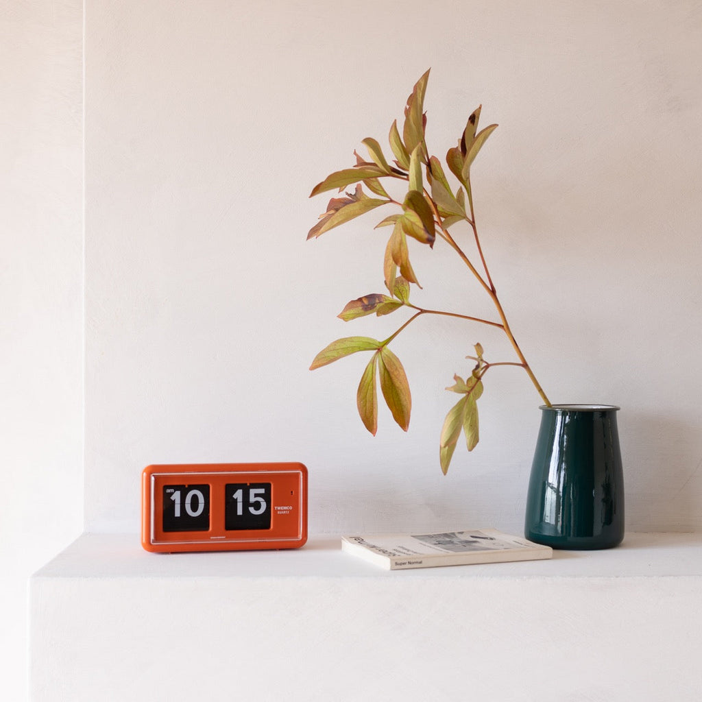 gino-flip-clock::Orange::Hover