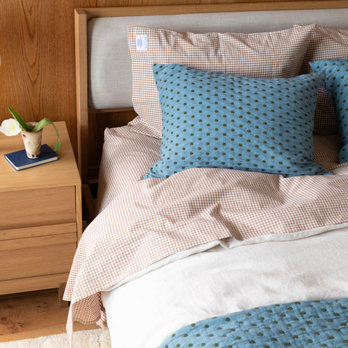 Polka Dot Quilt::mineral::hover