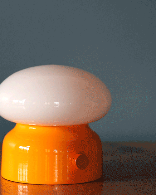 Dimming a table lamp