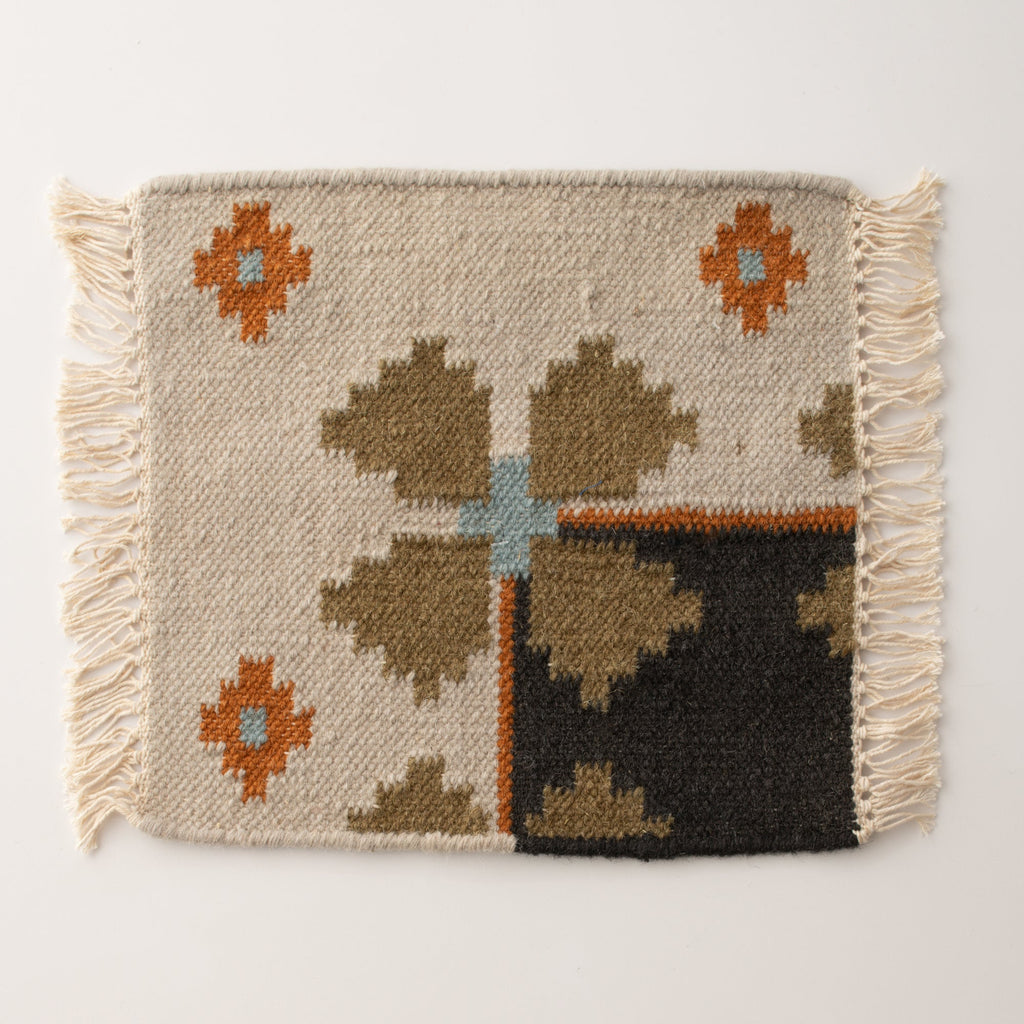 Flora Wool Flatweave Rug