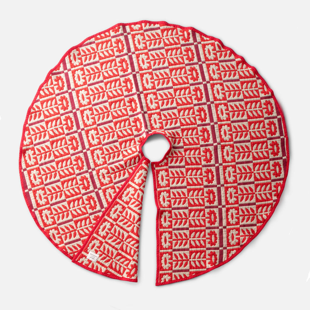 Stillwater Floral Tree Skirt