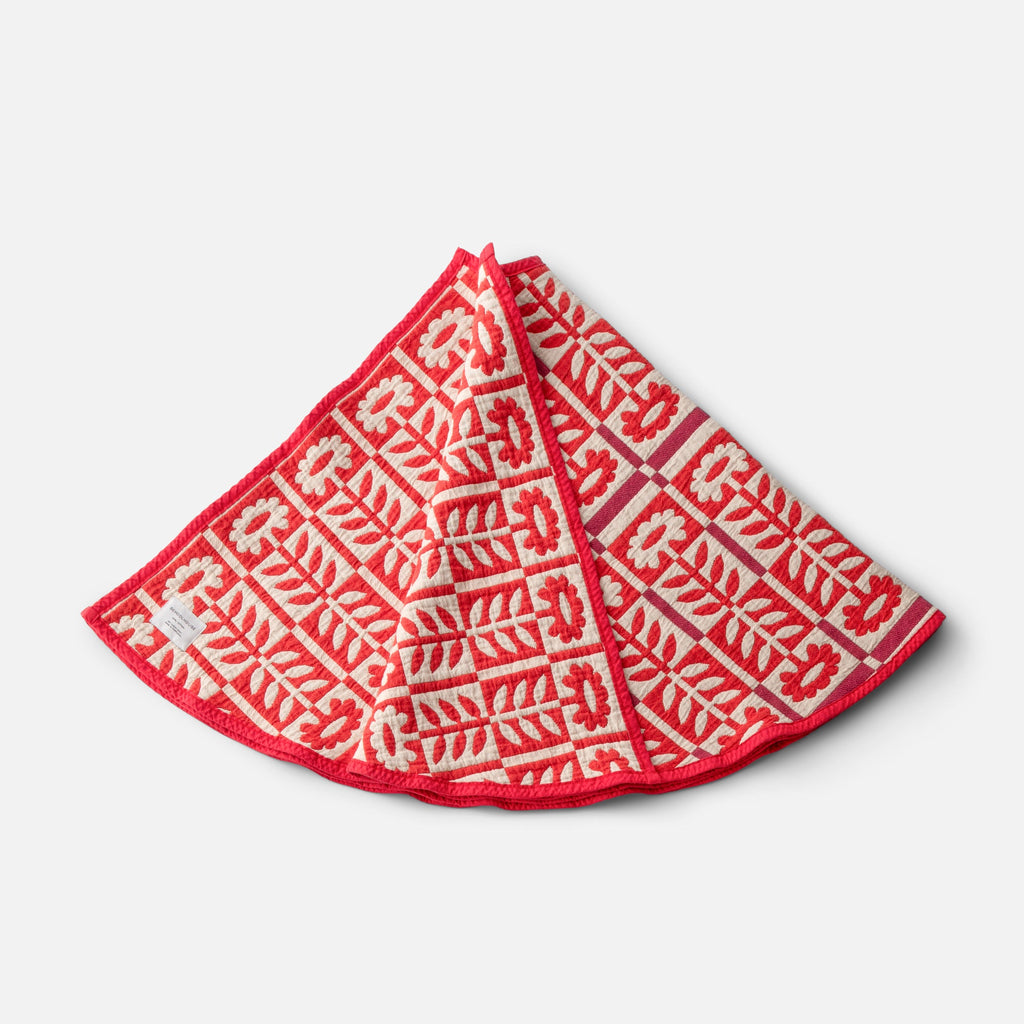 Stillwater Floral Tree Skirt