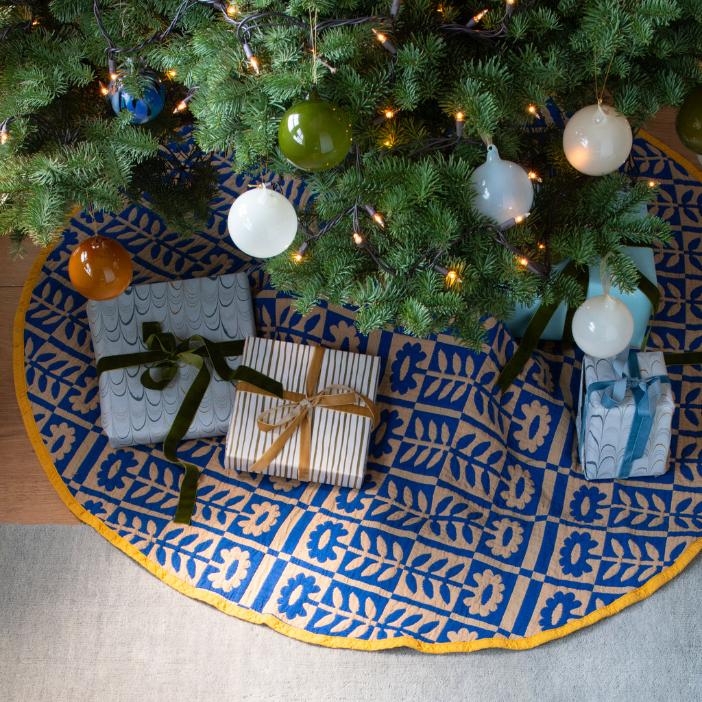 Stillwater Floral Tree Skirt