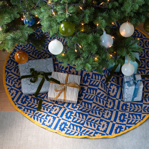 Stillwater Floral Tree Skirt