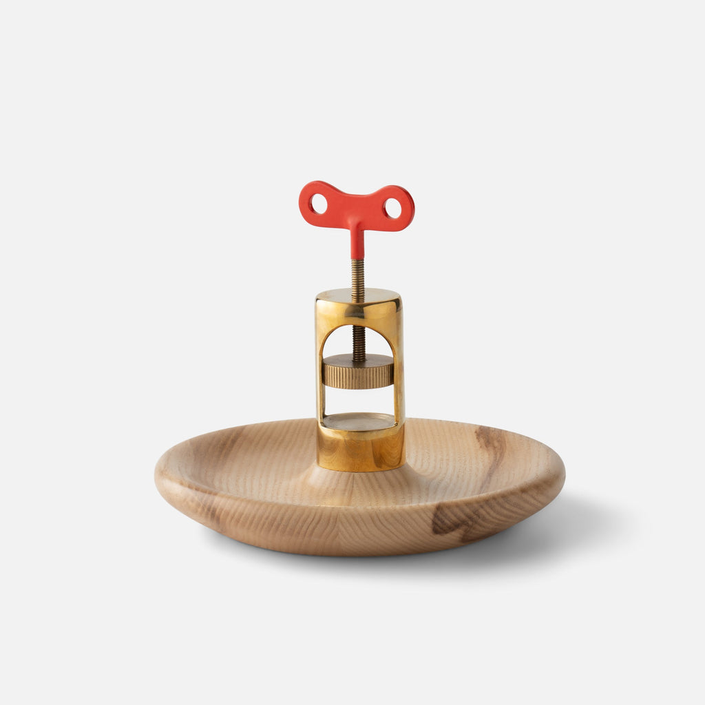 Whirl Nutcracker