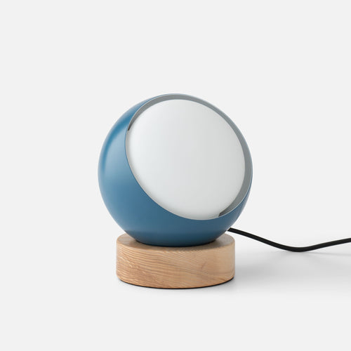 Iris 2.0 Table Lamp