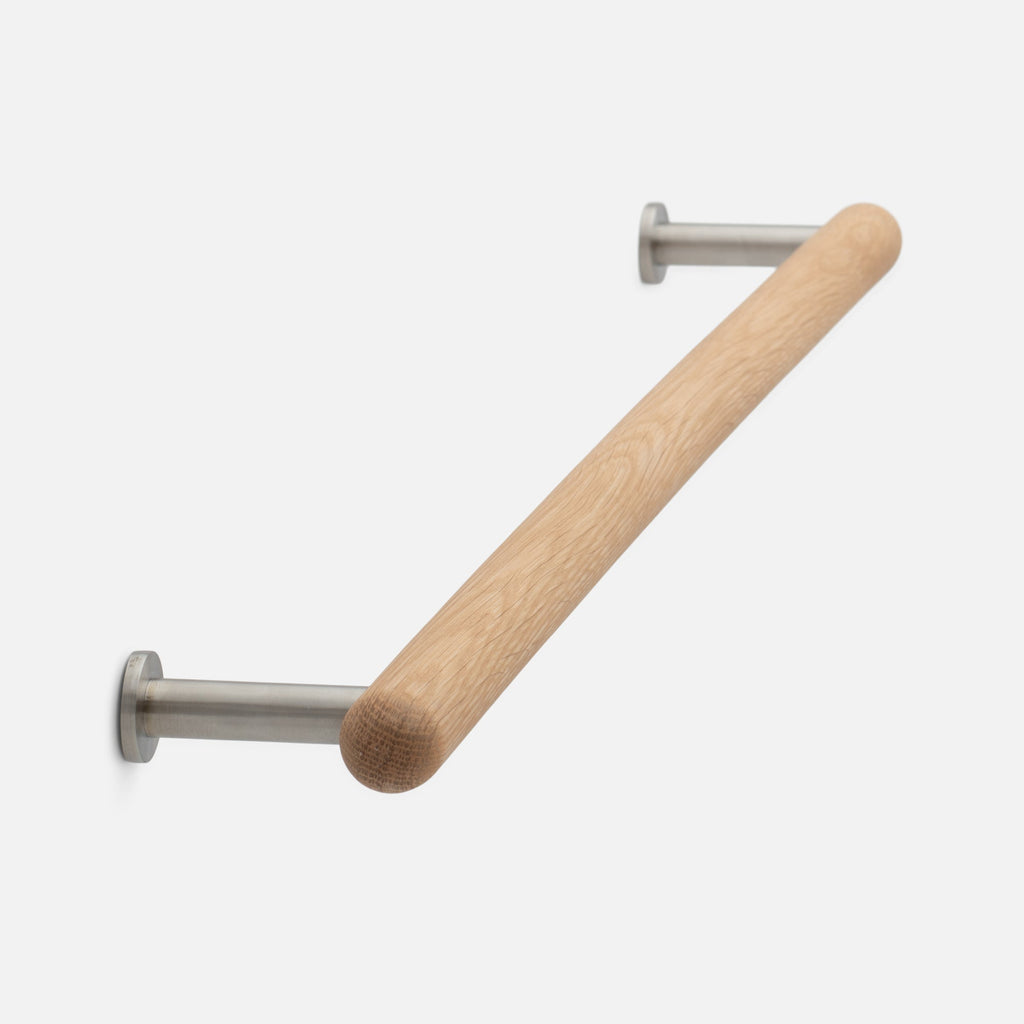 Oak + Stainless Towel Bar:main