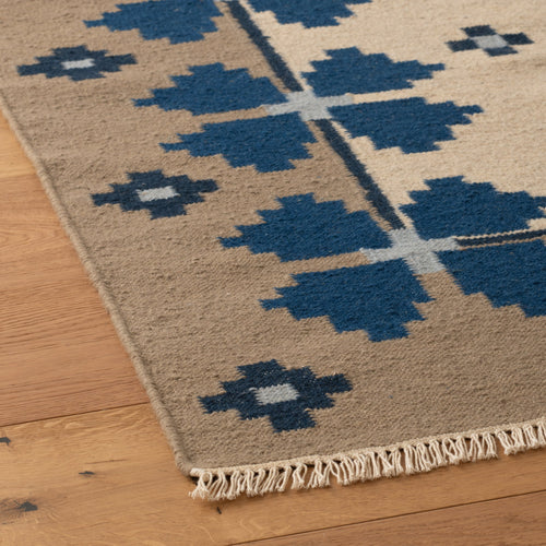 Flora Wool Flatweave Rug