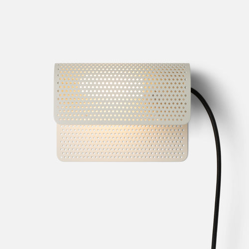 Swell Plug-In Sconce