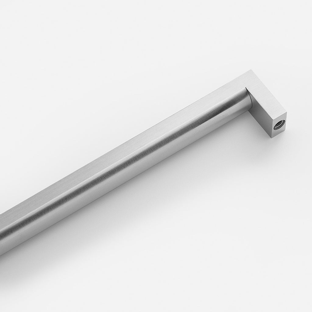 Edgecliff Appliance Pull