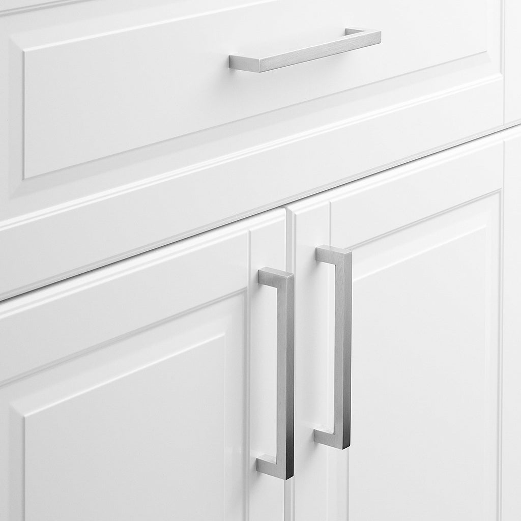 Edgecliff Pull::Satin Nickel::Hover