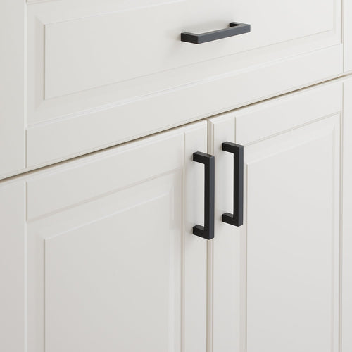 Edgecliff Pull::True Black::Hover