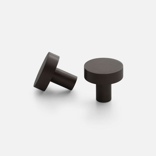 Edgecliff Knob::Matte Bronze::Hover