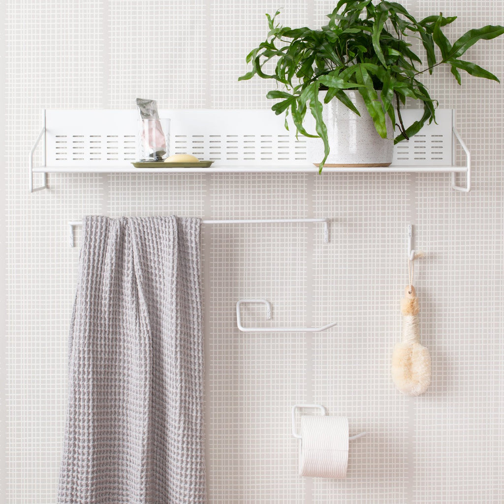 Mara Wire Towel Bar::white::hover