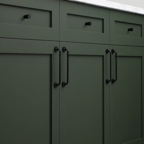 Newberg Knob::true black::hover