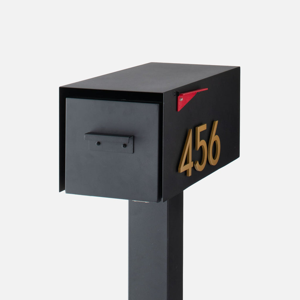 Post-Mounted Mailbox::Black::main