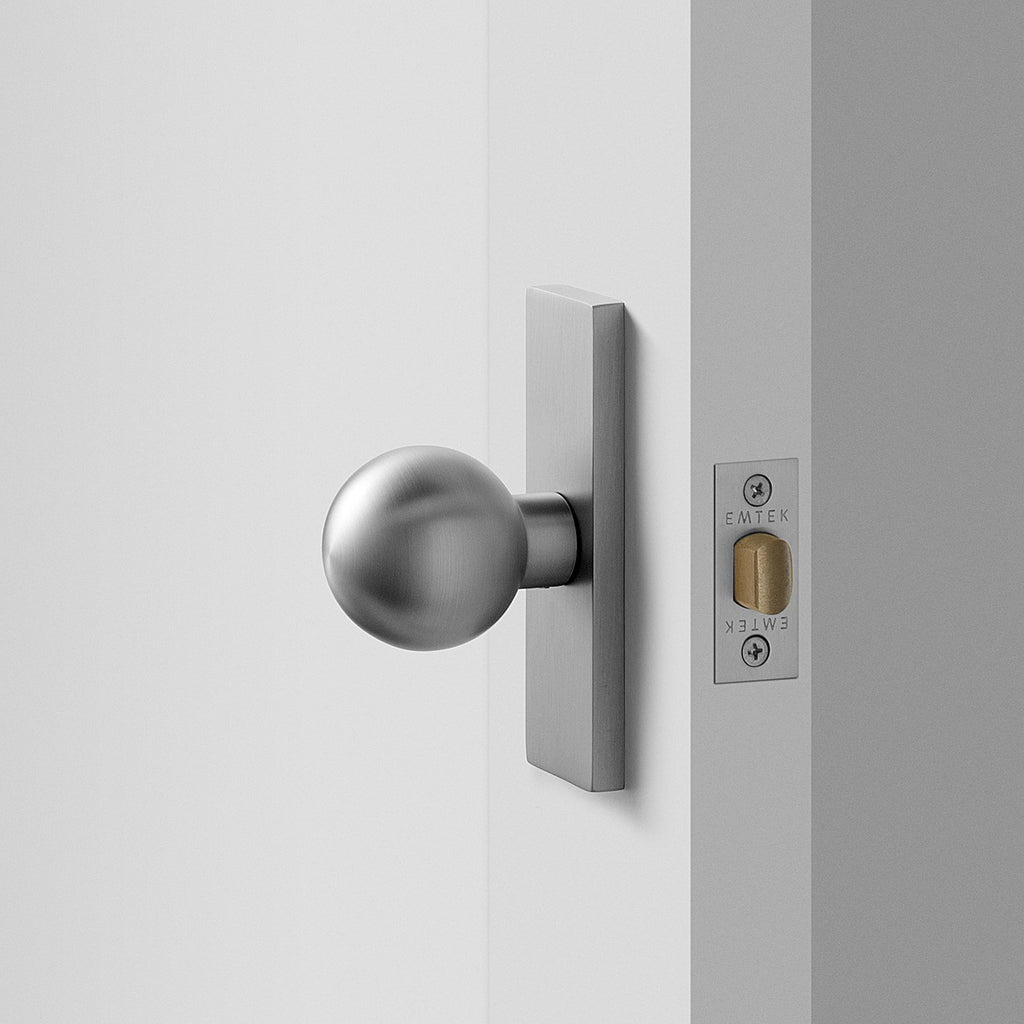 Rome Small Door Set with Globe Knob - Satin Nickel