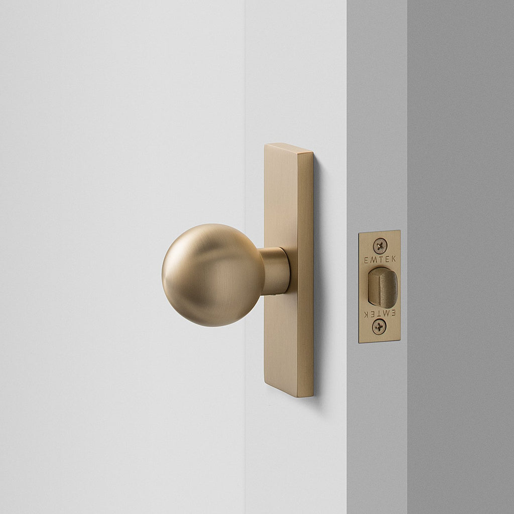 Rome Small Door Set with Globe Knob