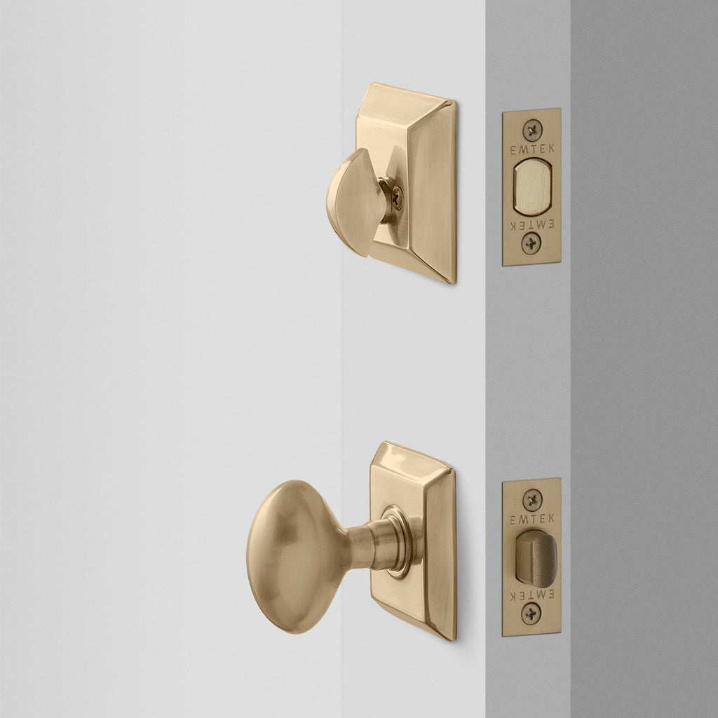 Freeport Small Door Set with Egg Knob + Deadbolt